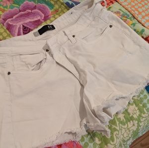 Kut from the Kloth shorts (white, sz 12)
